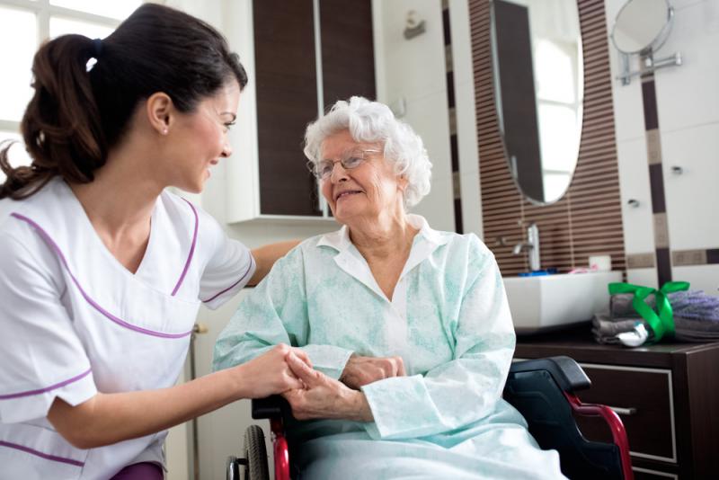 Как выглядит профессиональный уход за пожилыми людьми? - разъясняет магазин медтехники ME-D.RU