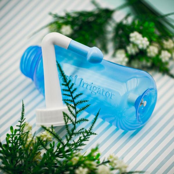 Ирригатор для промывания носа от Revyline для лечения и профилактики простудных заболеваний