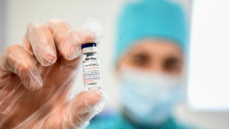 Свыше 300 жителей Подмосковья вакцинировались от Covid-19