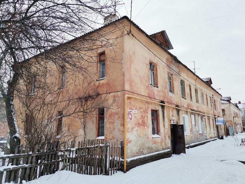 Активисты ОНФ просят власти Воронежа ускорить расселение непригодного для проживания дома в переулке Здоровья
