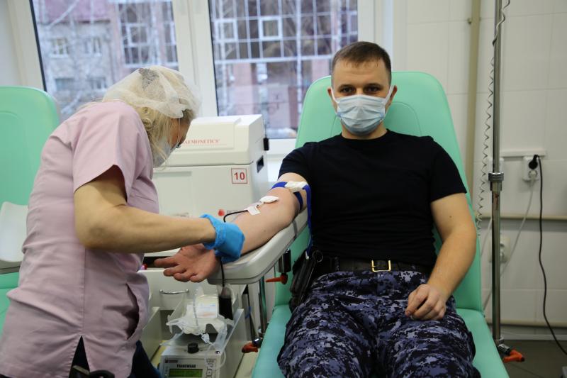 Росгвардейцы пополнили запасы донорской крови медучреждений Мордовии