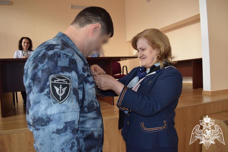 СОТРУДНИКИ ДАГЕСТАНСКОГО ОМОН РОСГВАРДИИ УДОСТОЕНЫ ЗВАНИЙ ПОЧЕТНЫХ ДОНОРОВ РОССИИ