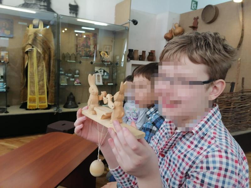В Ставрополе дети с ментальными особенностями познакомились с историей народной игрушки