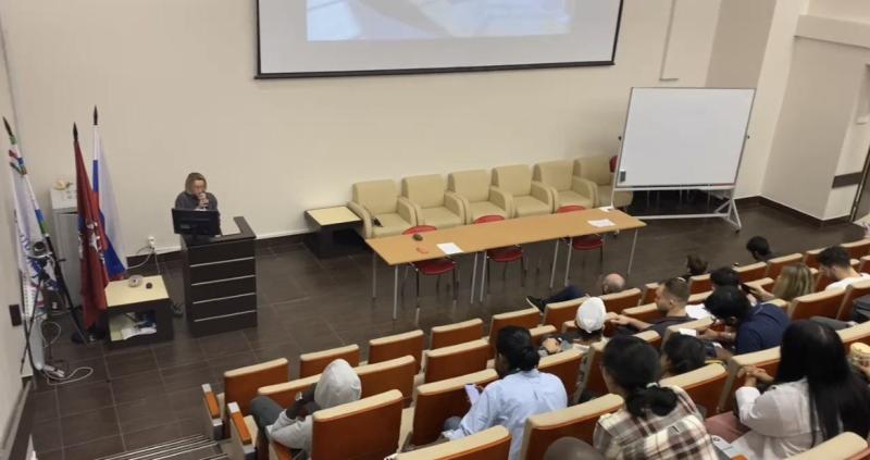 Представители ГК “Медскан” провели встречу с иностранными студентами-медиками РУДН