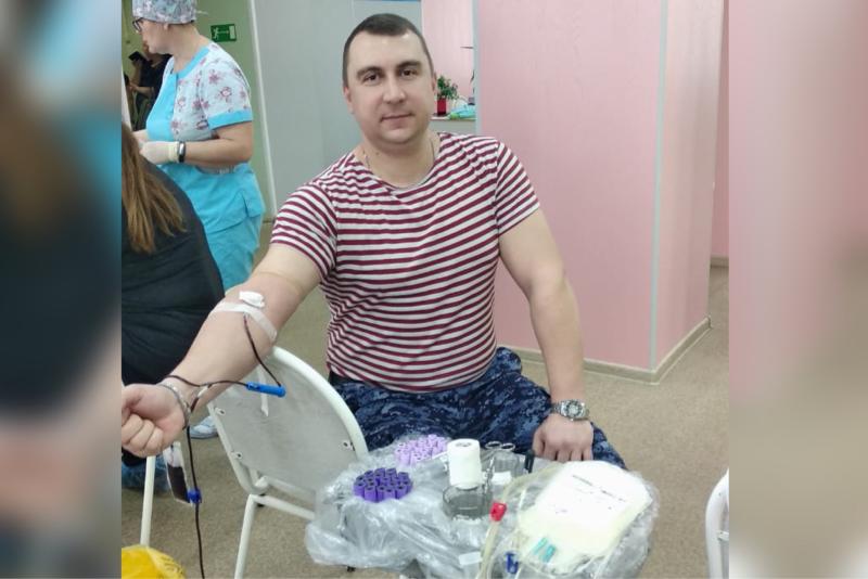 Всероссийскую ведомственную донорскую акцию «От сердца к сердцу» поддержали росгвардейцы на Среднем Урале