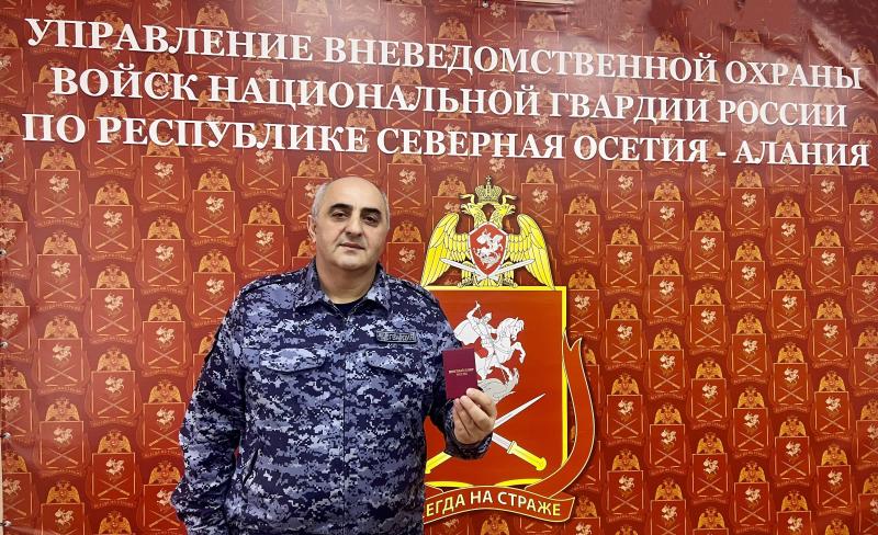 Сотрудник Росгвардии из Северной Осетии удостоен звания "Почетный донор России"