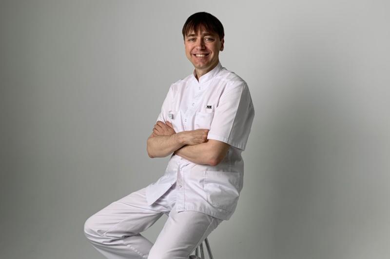 Врач-ортопед клиники «Мегастом» Роман Бирюков: что нужно знать об удалении зубов мудрости