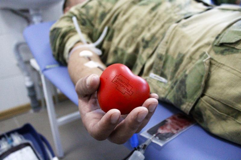 В Херсонской области сотрудники Росгвардии приняли участие в донорской акции «От сердца к сердцу»